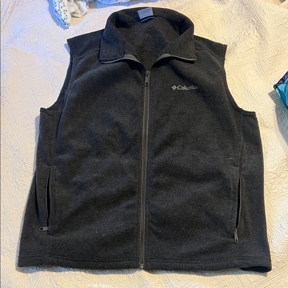 Columbia Charcoal Fleece Vest